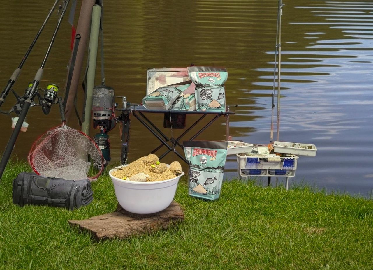 HungryFish GroundBait Mix -  ( Garlic )